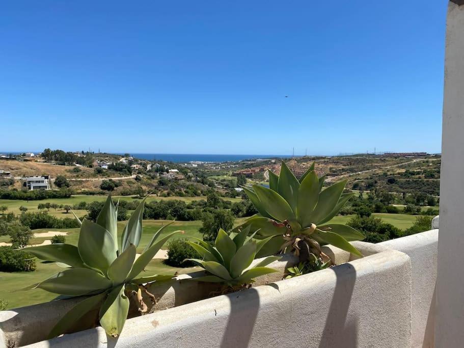 Penthouse Seaview And Golf Valle Romano Estepona Exteriér fotografie