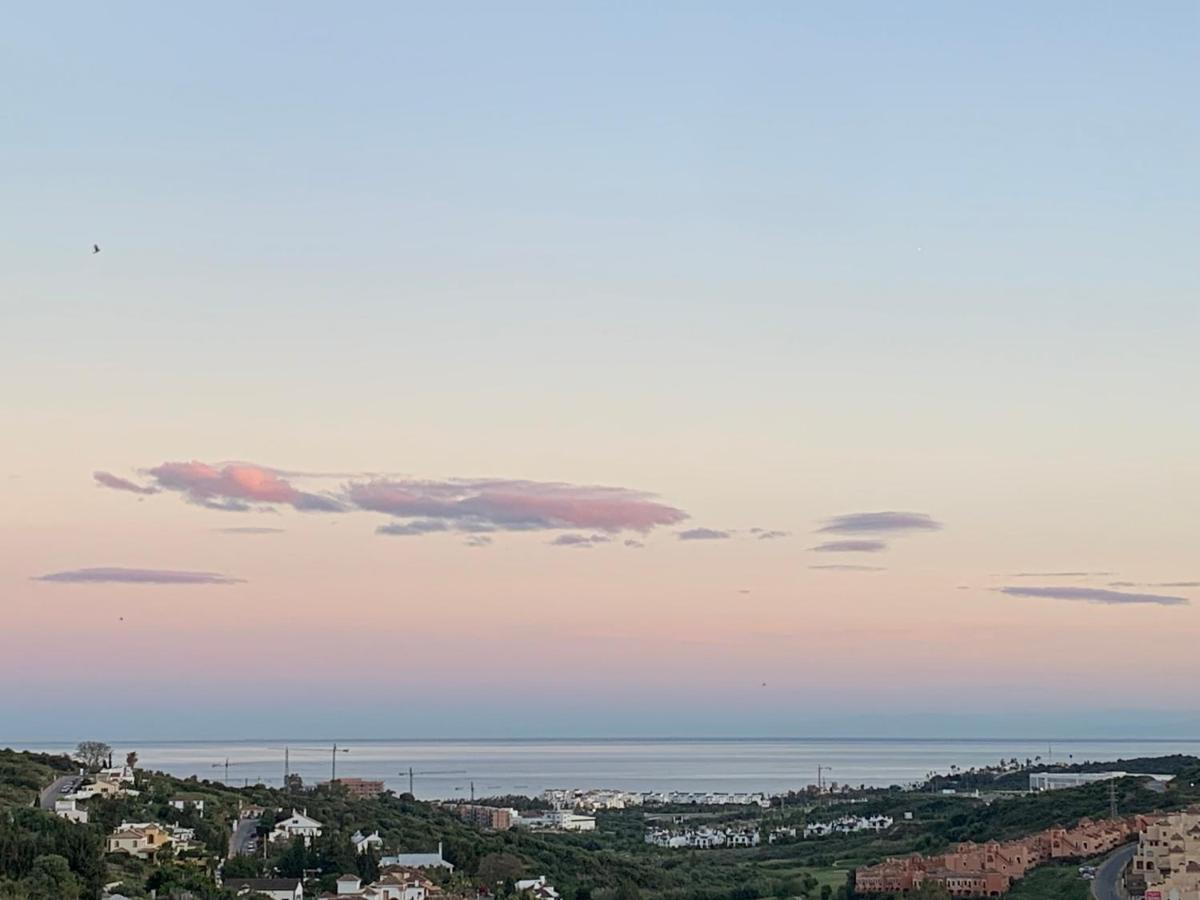 Penthouse Seaview And Golf Valle Romano Estepona Exteriér fotografie